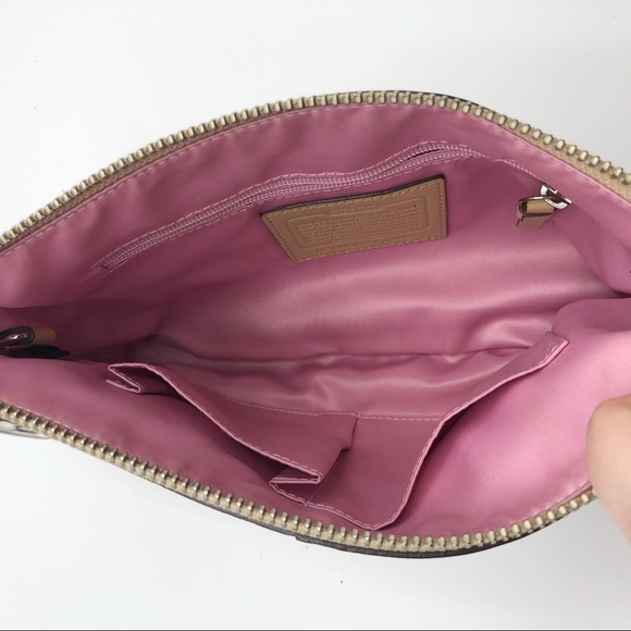 Coach Legacy Leather Clutch Bag F13454 Beige with Pink Lining & Chain Strap - Picture 6 of 7